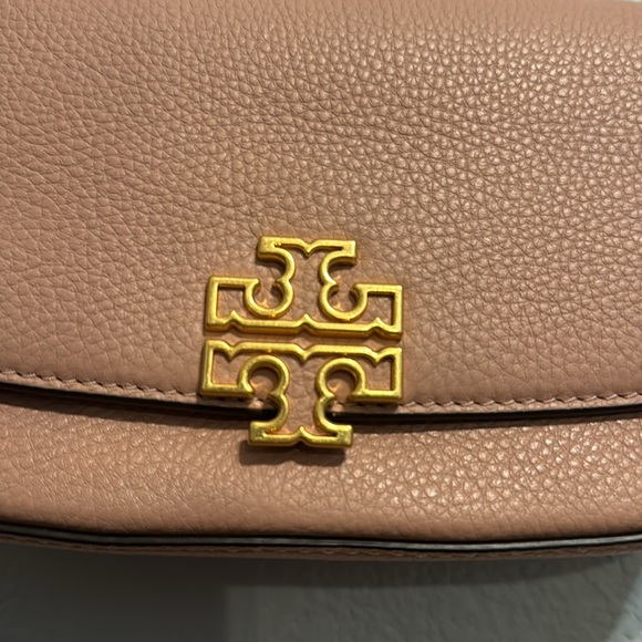 Tory Burch Britten Convertible Crossbody Bag with Gold Chain - Picture 6 of 8